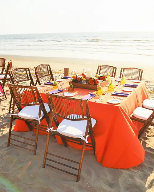square banquet table