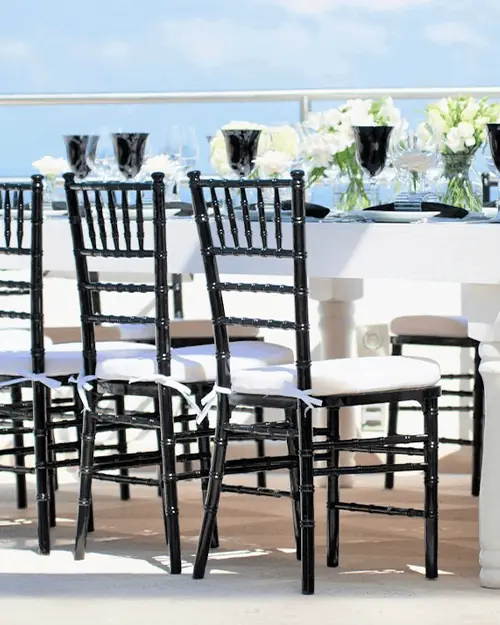wood chiavari chair